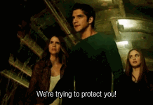 tw - 6x14 - scott lydia malia tamora we are trying to protect you